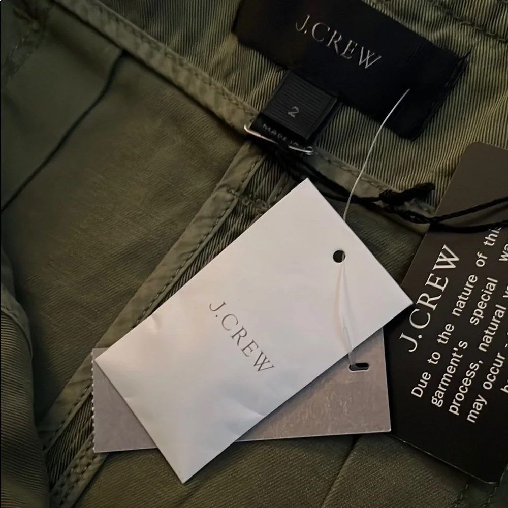 NWT J. Crew Double-breasted Olive Green Skirt, size 2 - Picture 3 of 6